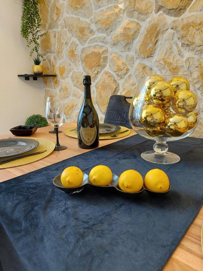 Split Luxury Oasis Lejlighed Eksteriør billede